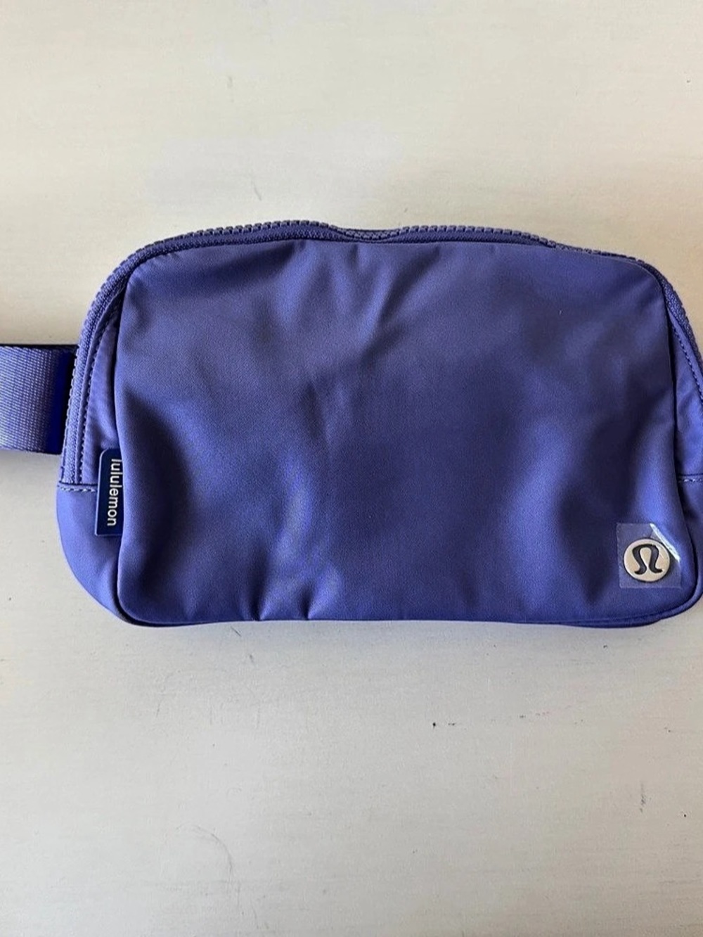 NWT lululemon Everywhere Belt Bag Large 2L Purple